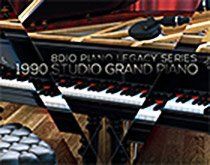 8DIO präsentiert 1990 Studio Grand Piano.jpg