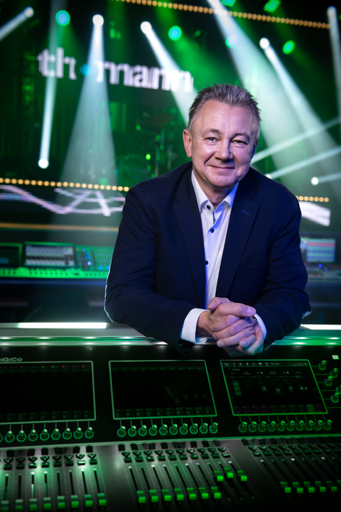 30_hans_thomann_junior_today_portrait_.jpg 30_hans_thomann_junior_today_portrait_.jpg