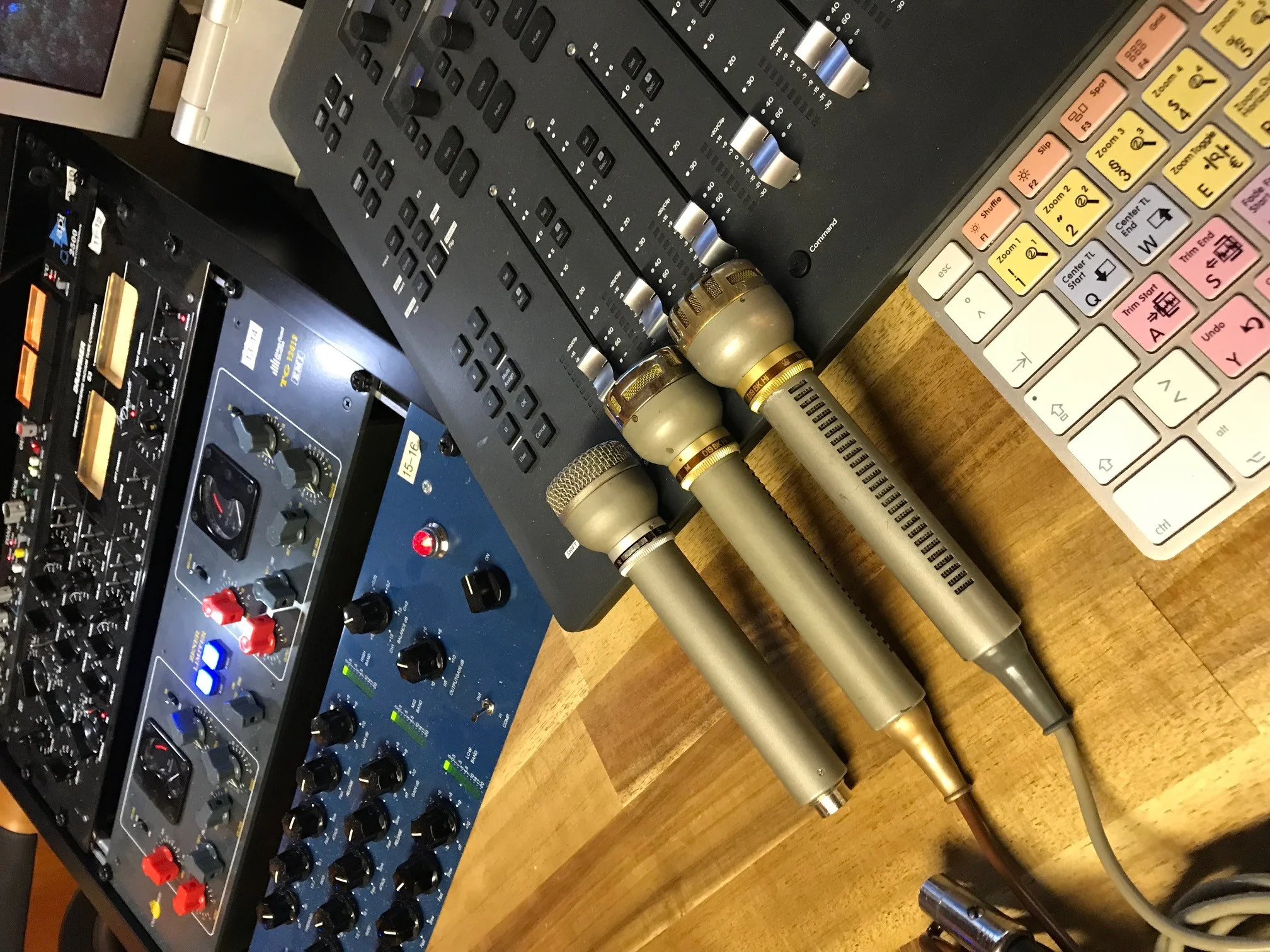 AKG D19.webp