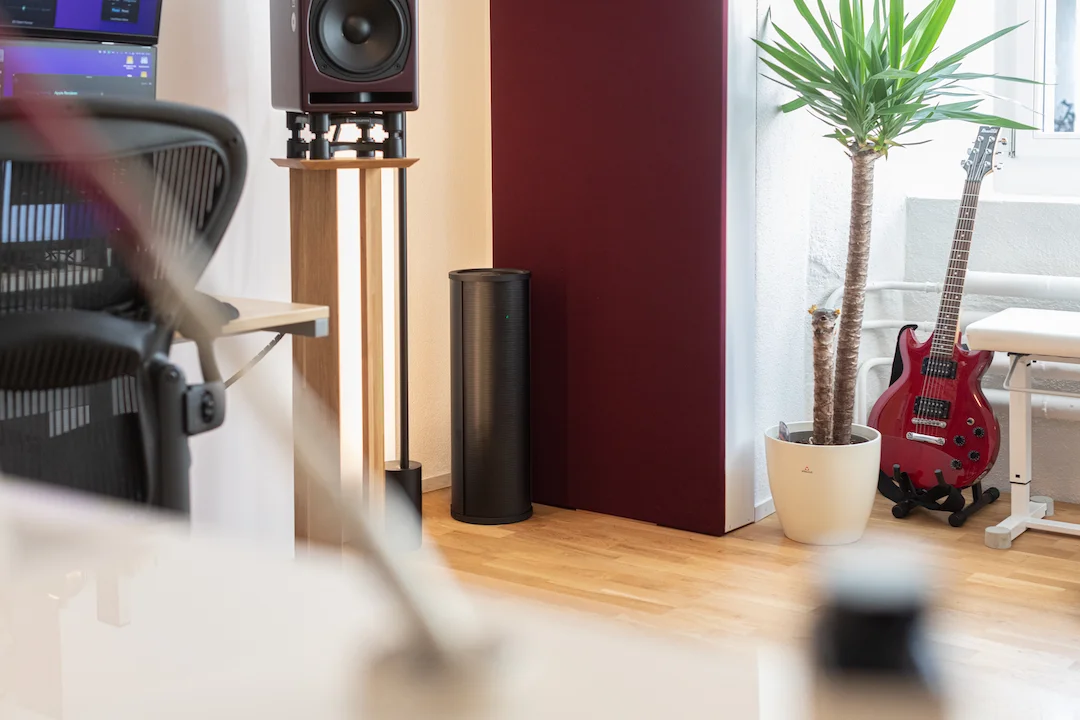 AVAA C214 PR- Hardstudios 1.webp