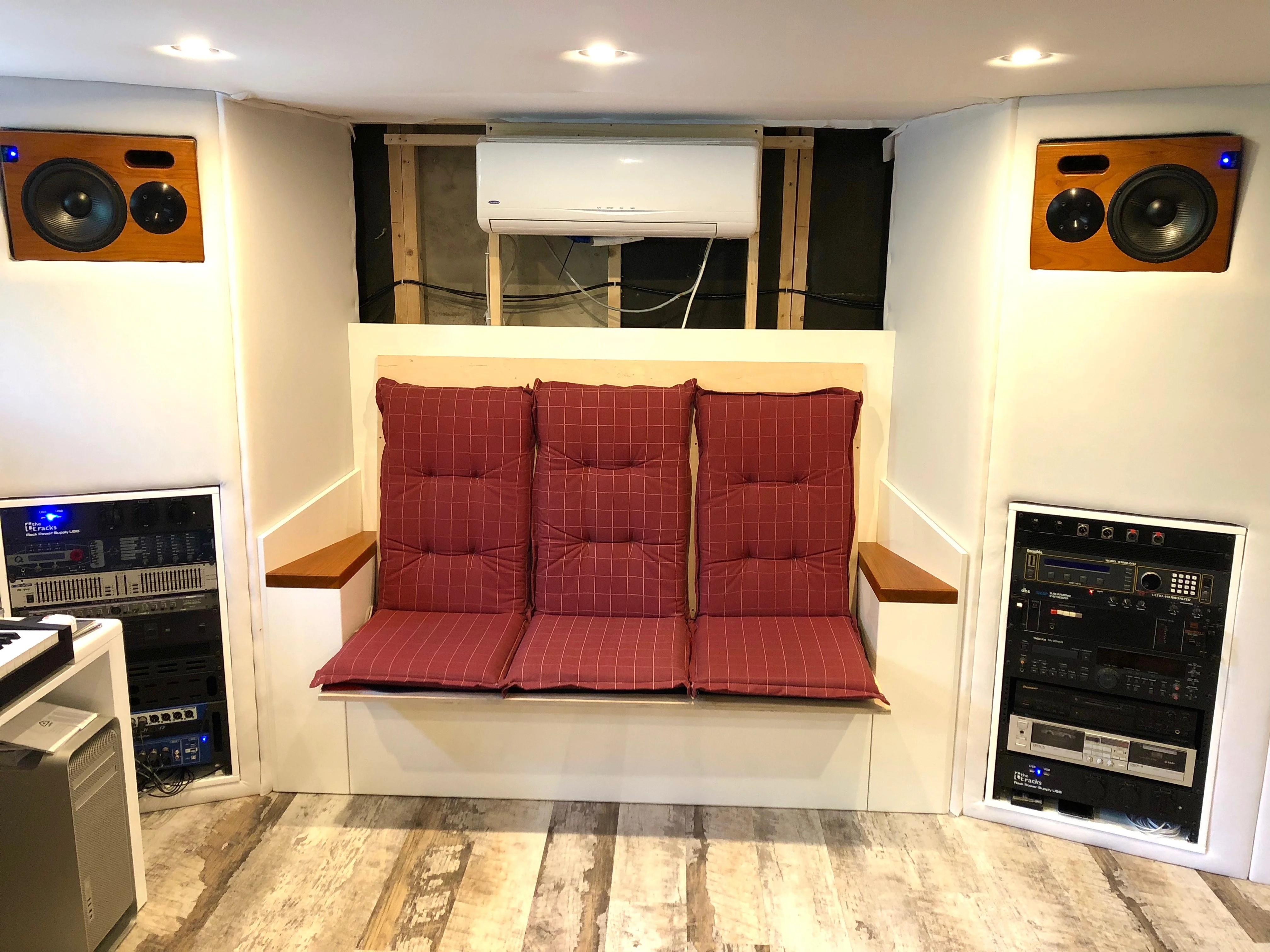 BA Audiolabs Rear.webp