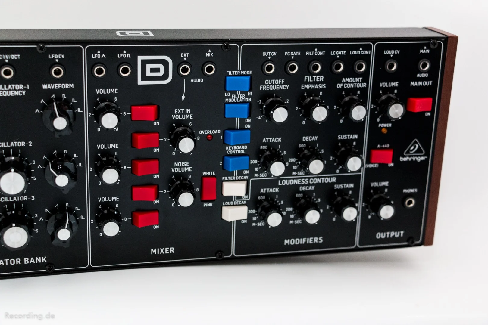 Behringer-Modell_D-009.webp