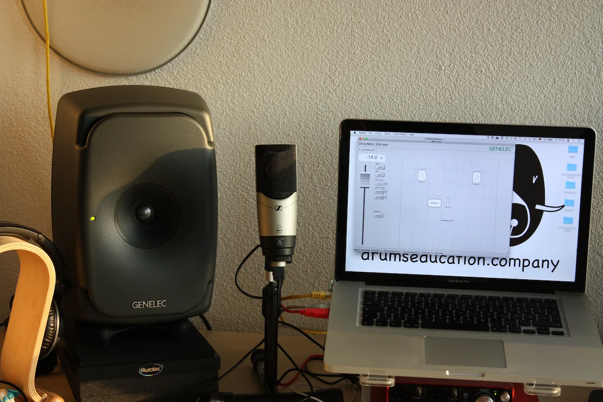 Genelec 8341A_Größenvergleich.webp