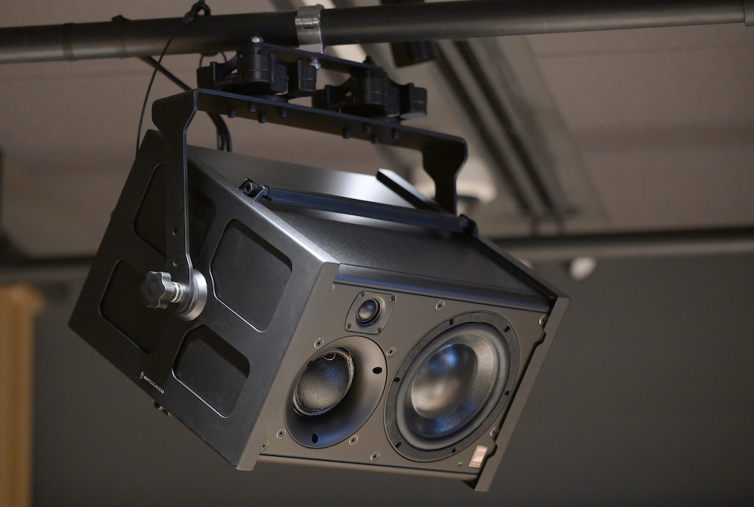 IsoAcoustics_V120_MasseyHall_1.jpg IsoAcoustics_V120_MasseyHall_1.jpg
