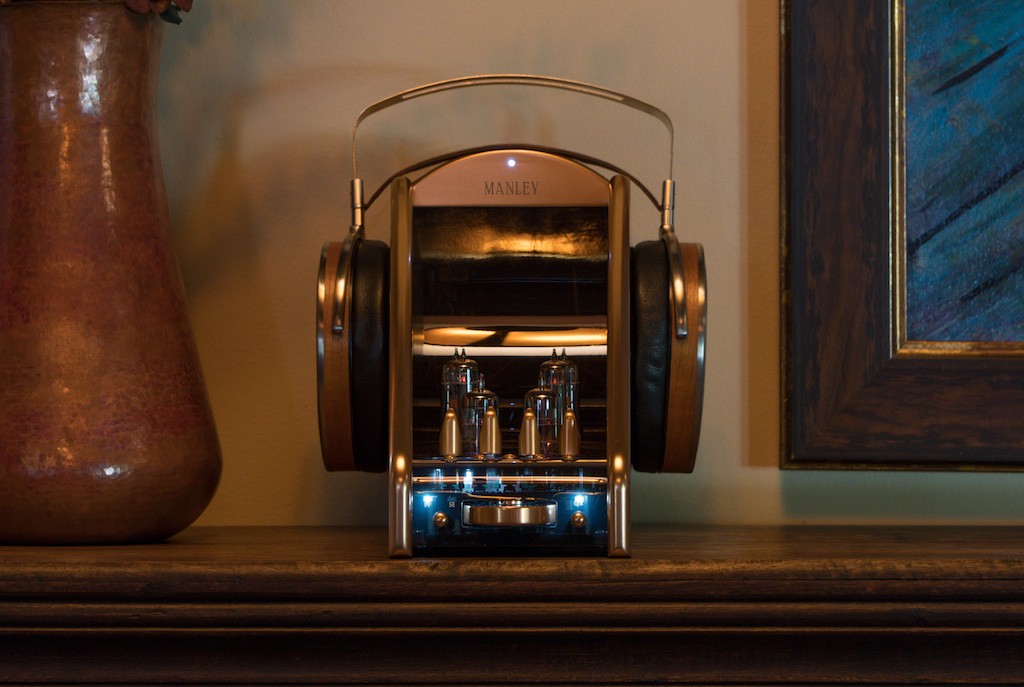 Manley_Absolute-headphone-Amplifier_1.jpg