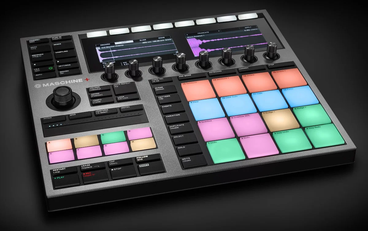 Maschine-Plus-angle-01.webp