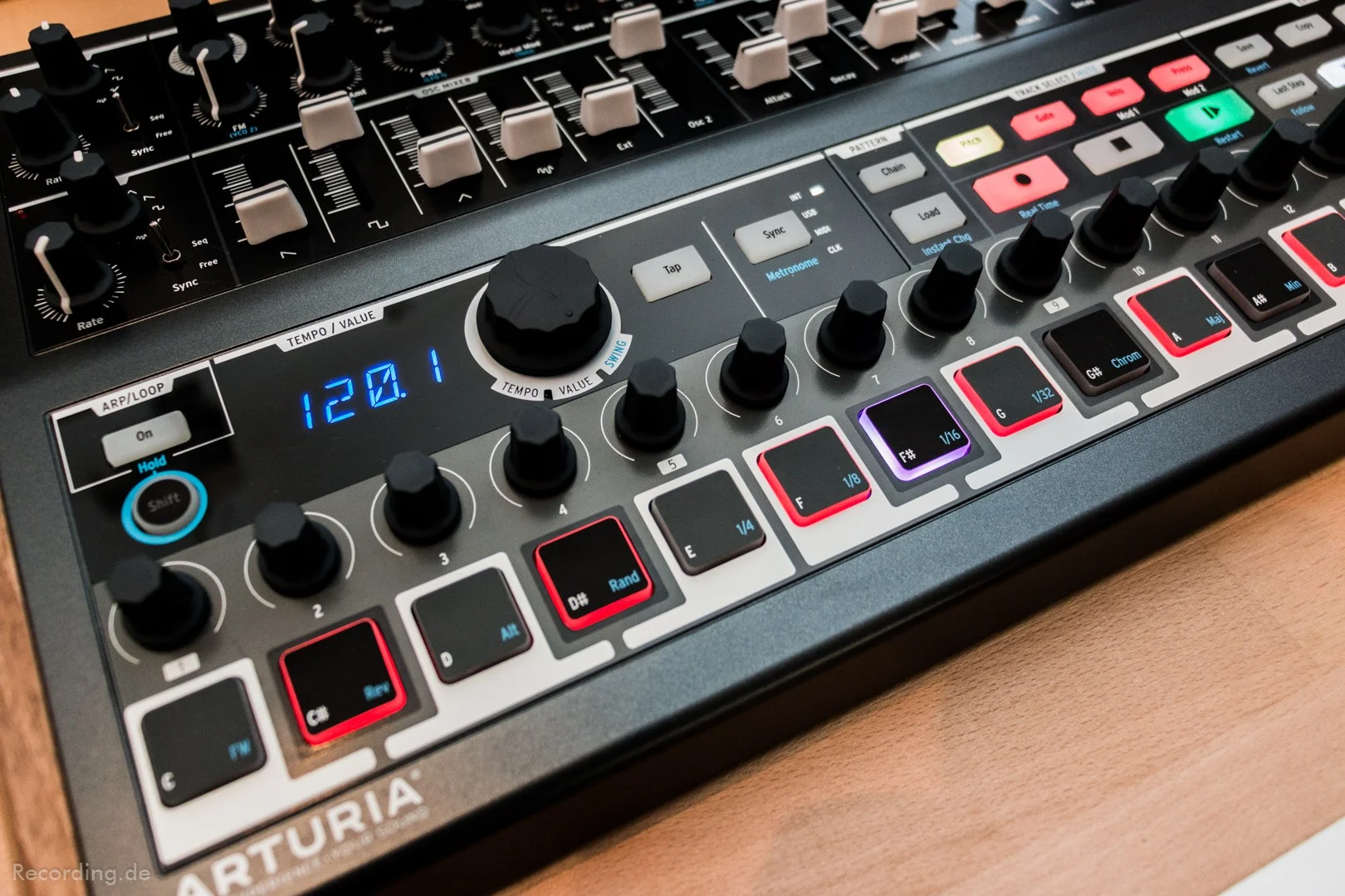 Minibrute2s-003.webp