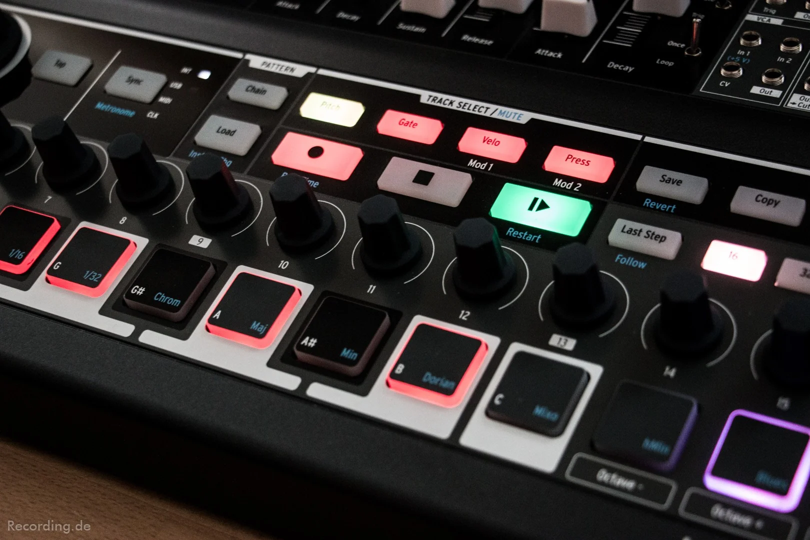 Minibrute2s-006.webp