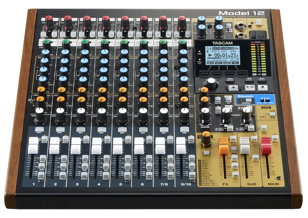 Model12_front_pr.webp