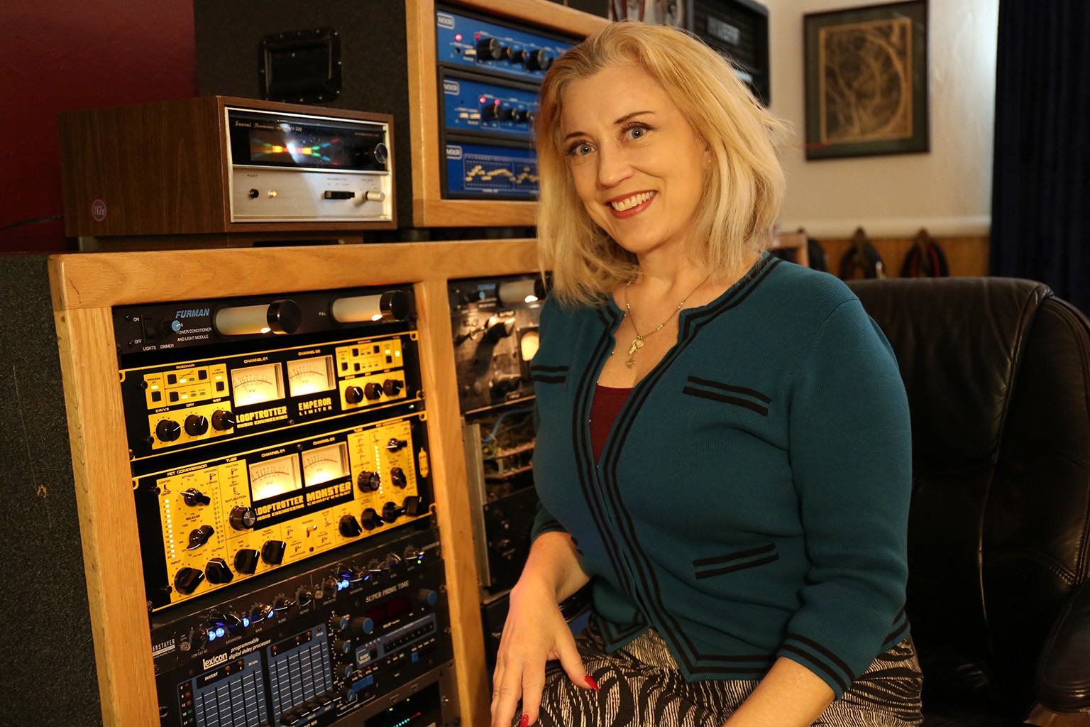 SylviaMassy-StudioDivine.JPG