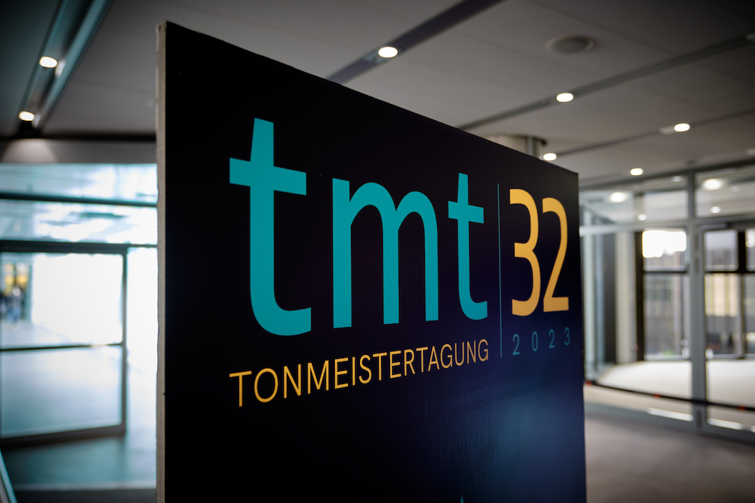 tmt32-Opener.jpg tmt32-Opener.jpg