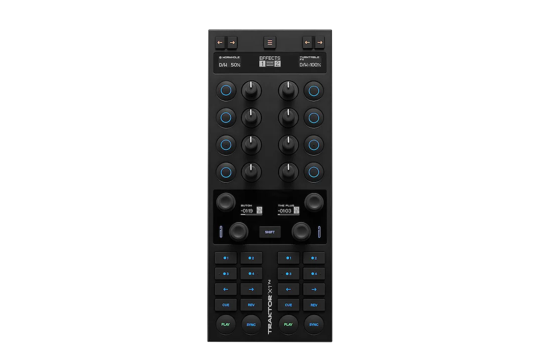 Traktor-X1-1-clipping.webp