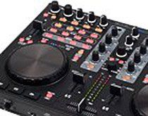 Stanton DJC-4: DJ-Controller mit Phono- und Line-Eingängen.jpg