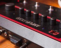 Musikmesse: Line 6 stellt die AMPLIFi FX100 Multi-Effektbodenleiste vor.jpg