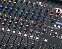 Neue Peavey Mixer mit Antares Auto-Tune.jpg