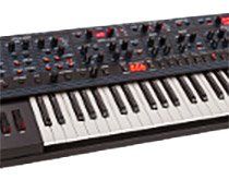 Tom Oberheim und Dave Smith präsentieren OB-6.jpg