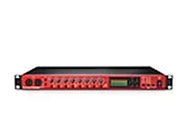 O Clarett OctoPre mit 8 Mikrofon-Preamps vor.webp