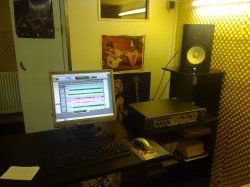 studio1.jpg