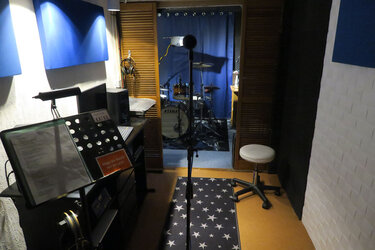 LiveVocals_1_F.jpg