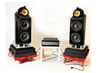 Bowers-Wilkins_800_Diamond-Piano-Black_20.jpg