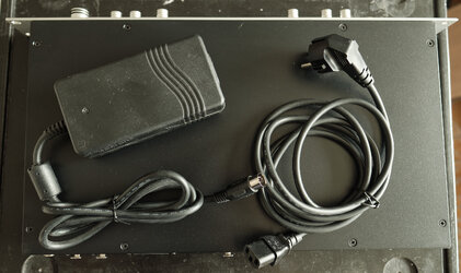 dbox_2560 8.jpg