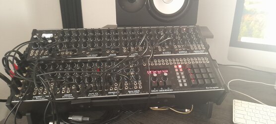 Erica Synths Techno-System