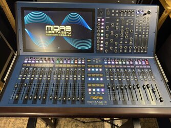 MIDAS Heritage-D HD96-24 + Case + DL251