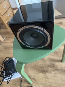 Avantone MIXCUBE Schwarz Aktiv Single Lautsprecher