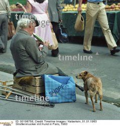 strassenmusiker-mit-hund-in-paris-1983_198756_p1.jpg