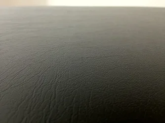 Leder nach Klebung.webp