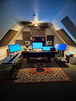 Studio.jpg