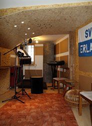 studio81220120005_1.jpg