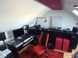 studio-layout-v4-bild-von-tÃ¼r.jpg