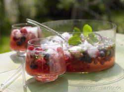 Beeren-Bowle-PrBe_8320_673_506.jpg