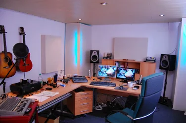 Room_1.webp