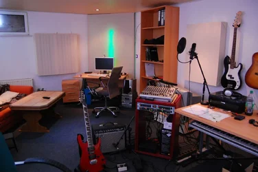 Room_2.webp