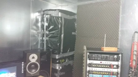 Front_R 640x360.webp