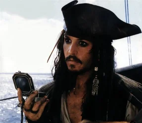 jack-sparrow-the-compass.webp