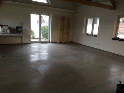 Raum_Front_L.jpg