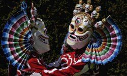 Tibetan-Monks-From-Tashi--006.jpg