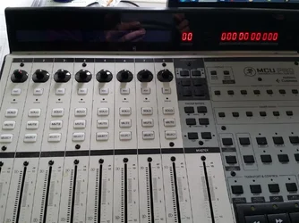 Bild2MCU-Pro-New Mittel.webp