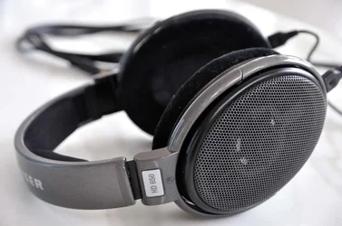 hd650.webp