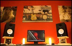 studio3small.jpg