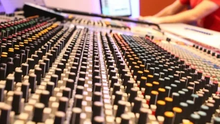 band_recording_mischpult_-_02_kanalzug-560x315.webp