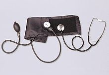 220px-Sphygmomanometer.jpg