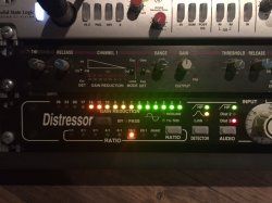Distressor 1.jpg