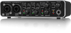 UMC204HD_P0BK0_Right_L.png