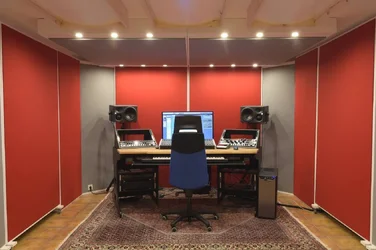 Studiotisch.webp