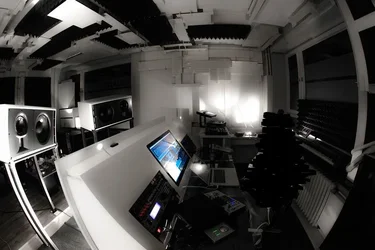 titfstudiotisch.webp