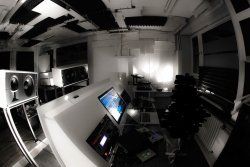 titfstudiotisch.jpg